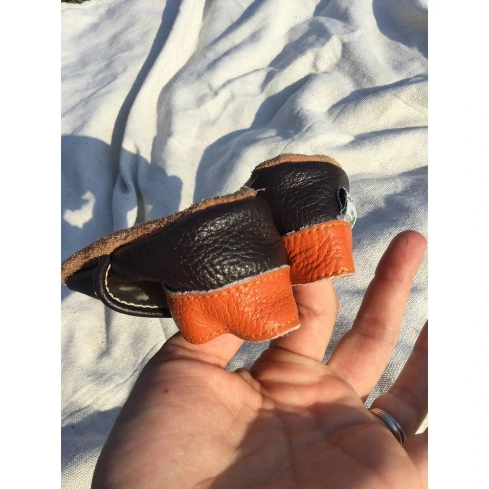 Augusta Baby leather shoes lion brown orange 0-6 months stretchy moccasin infant